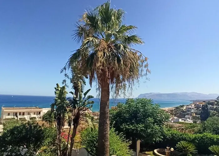 Casa Calendule * Алькамо-Марина